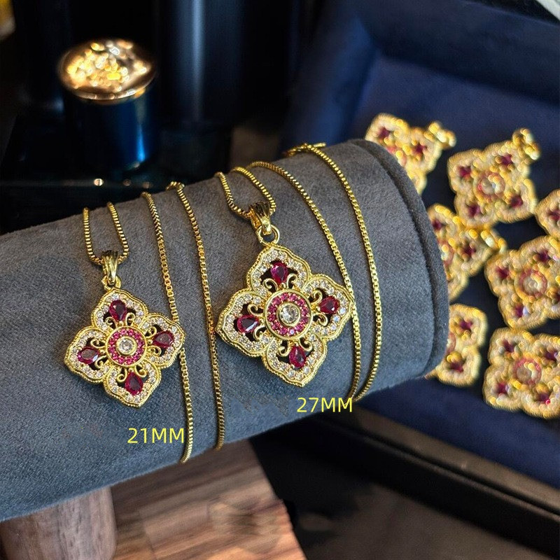 Vintage Luxury Hollow 4 Leaves - огляд і ціна Red Clover Flower