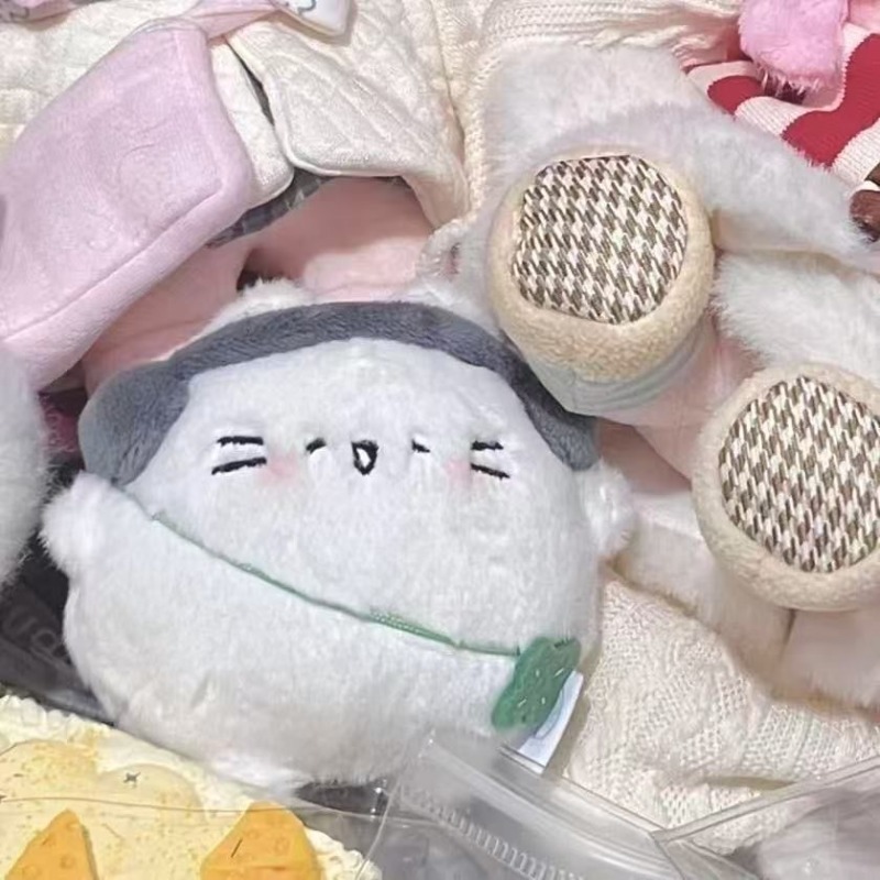 Cute Chubby Little Cat Egg Dol - огляд і ціна Red Clover Flower